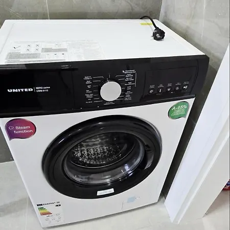 The Stylist 1br For 4