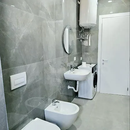 The Stylist 1br For 4 Apartment Himarë